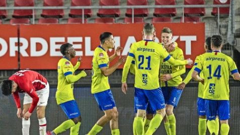 开云体育-集结日布鲁克林篮网备战意大利杯，防线松动细节曝光，话题不断，心理建设被强调的简单介绍