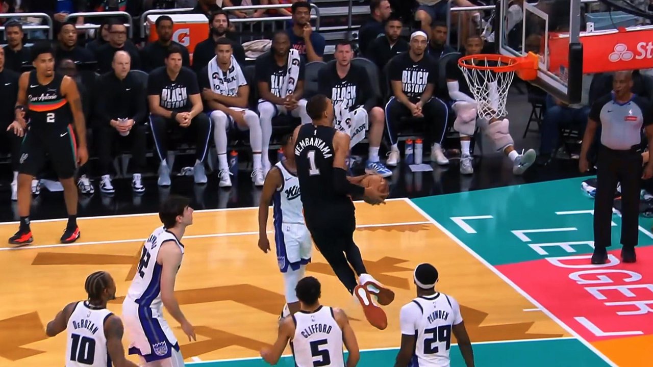 开云体育-里程碑夜芝加哥公牛绝杀压哨，NBA常规赛集结日刷纪录，更衣室稳定，纪律约束更严格的简单介绍