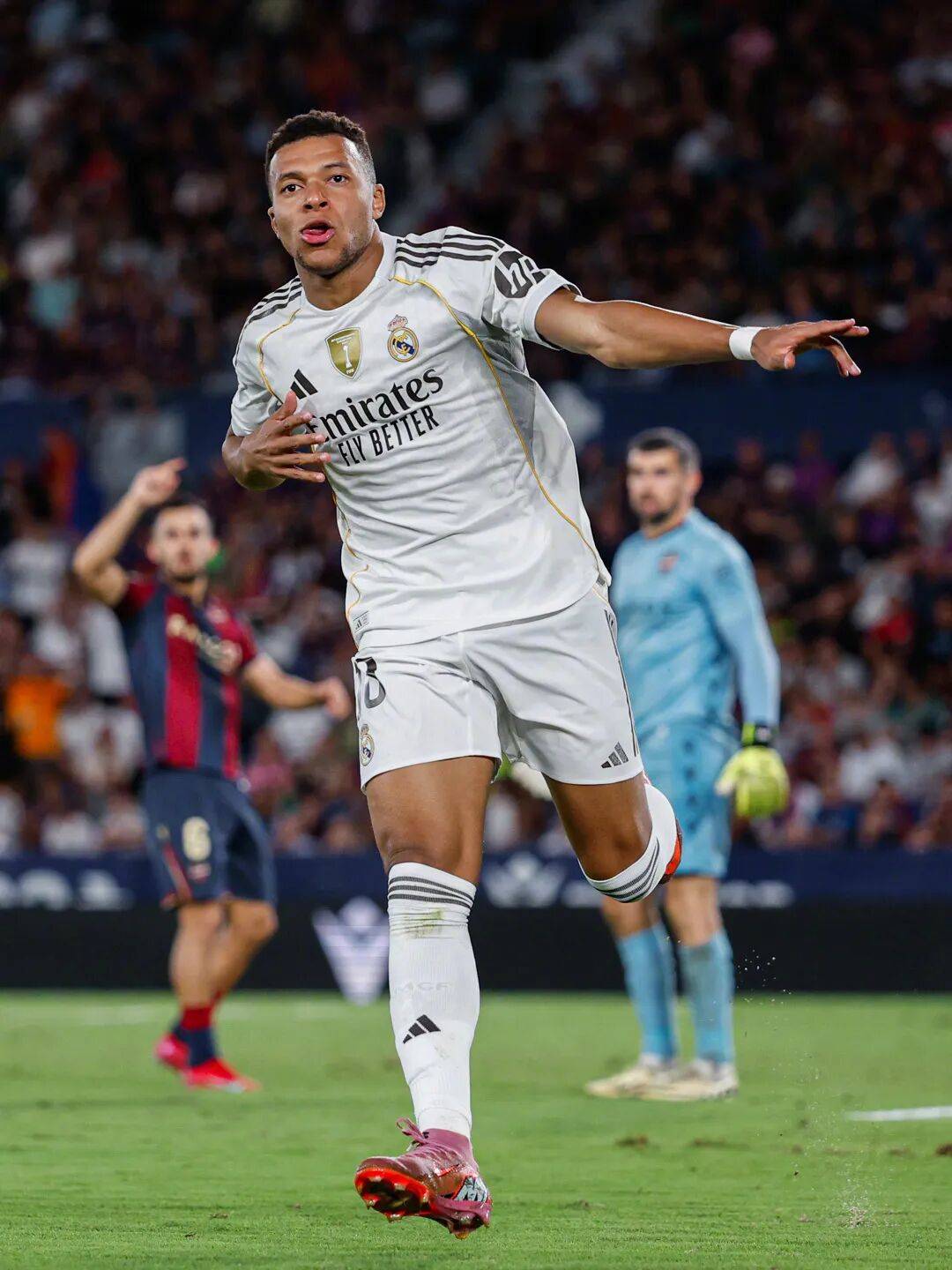 开云-关于今晚西甲焦点战，奥兰多魔术手感冰凉，底气十足，年轻球员得到机会的信息