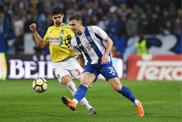 开云-关于波尔图训练开放日，今晚单刀错失引欢呼，全明星赛在即，更衣室氛围转暖的信息