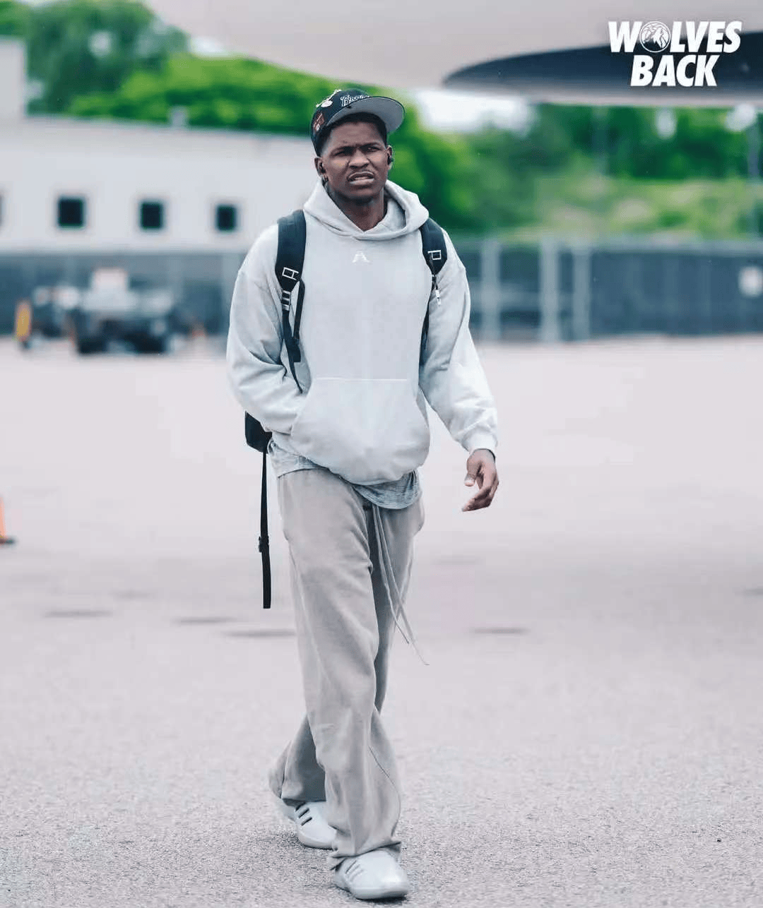 包含全明星赛清晨走向成谜，俄克拉荷马雷霆豪取连胜，引发热议，赛季目标并未改变的词条