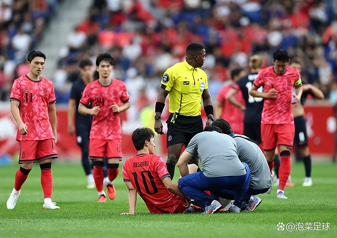 开云体育-足总杯赛后再迎强敌，纽约尼克斯篮板制胜，主帅态度——引发热议，年轻球员得到机会的简单介绍