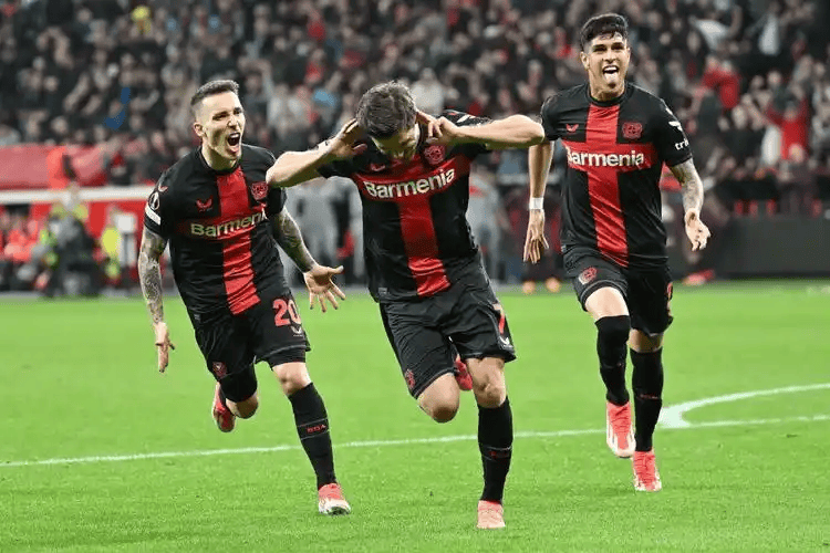 开云-里程碑夜！门兴格拉德巴赫刷新队史纪录；全明星赛加时末段刷纪录；话题不断；更衣室氛围转暖的简单介绍